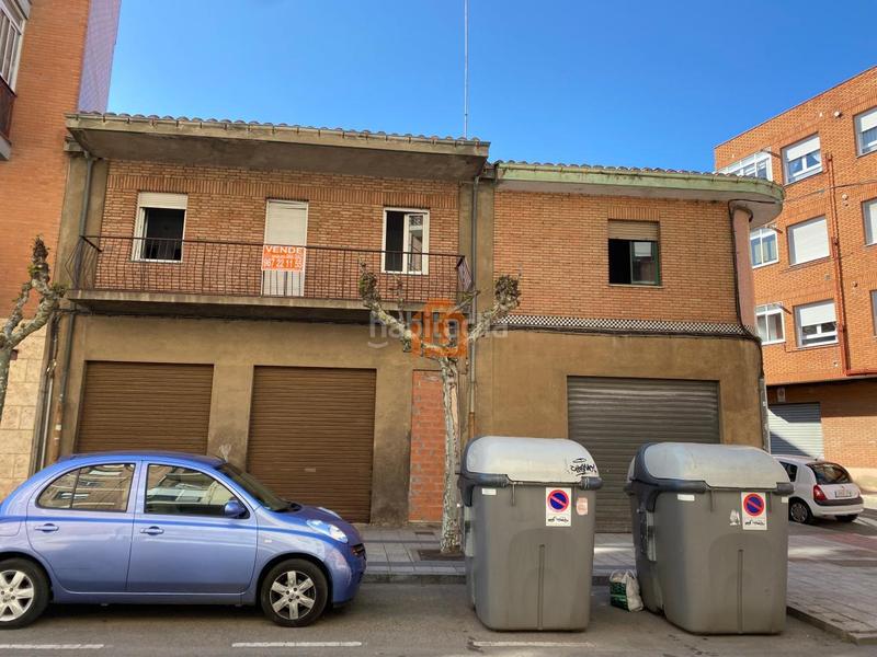 Foto b800a2db-f207-4482-80e9-4f1dd9c6ce48. Building in La Asunción - La Inmaculada León