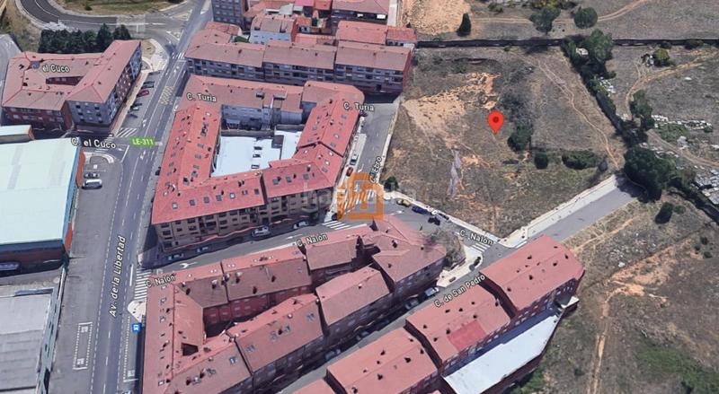 Foto 03f90c65-5b28-43cd-9a87-e61dd7887fff. Terreno residencial en Villaquilambre