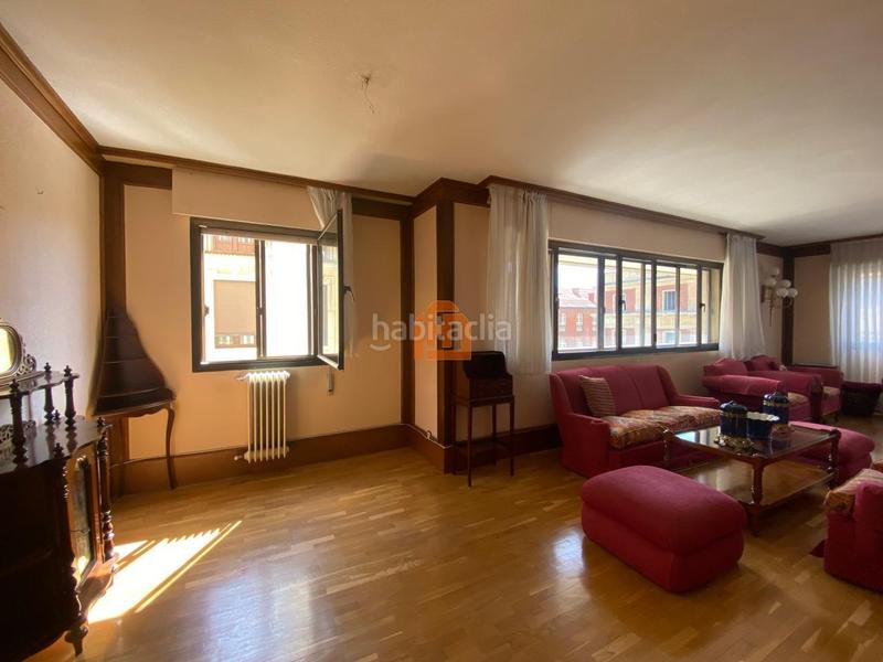 Foto d7b7331c-c98a-4681-8b4e-b4d186d617ab. Appartamento con riscaldamento parcheggio in Centro Ciudad León