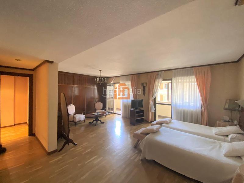 Foto f0b835e4-e2d8-42d2-bd80-830c973cf6e9. Appartamento con riscaldamento parcheggio in Centro Ciudad León