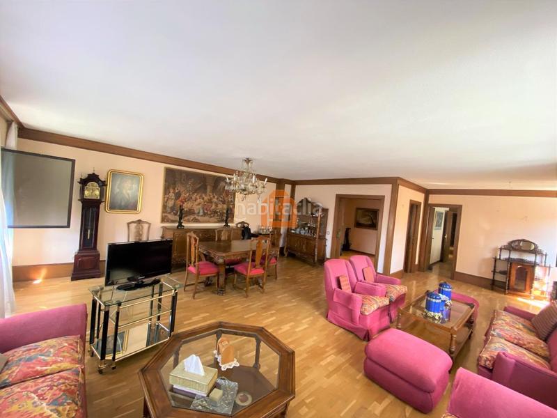 Foto dd1c8356-cca2-434b-a140-e99603cbdee8. Appartement avec chauffage parking dans Centro Ciudad León
