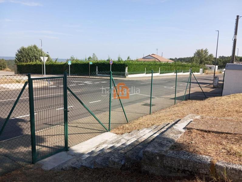 Foto 248ae1a5-6be3-4a78-8ff6-c9ca9a9a5f78. Edificio en Sariegos