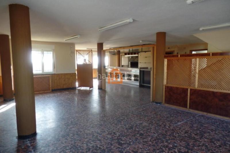 Foto ca133b2d-6dcf-4ce2-8708-a86153cc03e4. Edificio en Sariegos