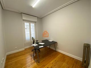 Location Bureau  Gil y carrasco