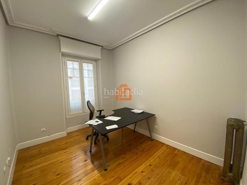 Foto f482937c-60d5-4634-a745-2e1b8c7abdd1. Location bureau avec chauffage dans Centro Ciudad León