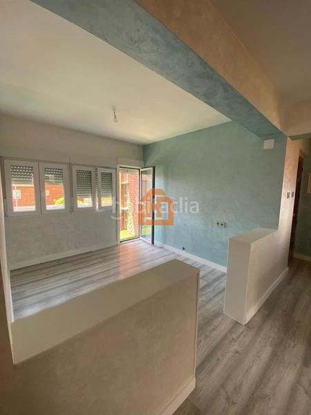 Foto e9b3d148-5fd0-440e-882d-8b5fc20653af. Piso en Robla (La)