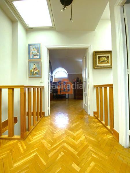 Foto 213de4da-90c8-4cf8-9072-c3c232ab213d. Casa adossada amb calefacció aparcament piscina a Trobajo del camino