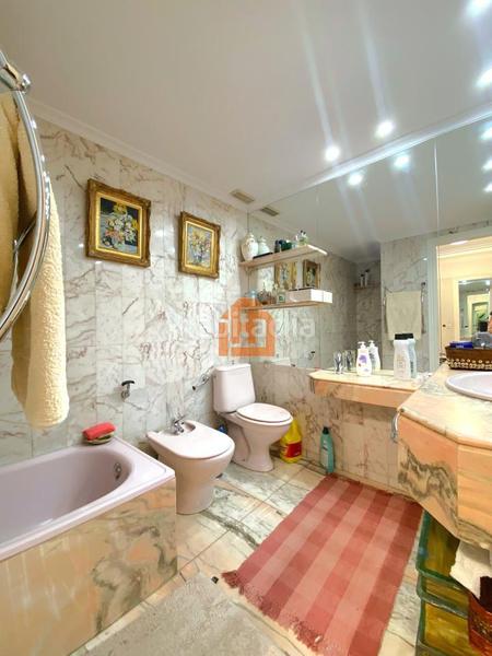 Foto 696f91e1-4884-49be-8aa7-58a5a37a7a4d. Casa adossada amb calefacció aparcament piscina a Trobajo del camino