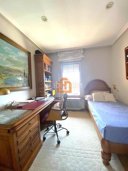 Foto 7b278454-eec5-4c6e-bd9a-d15541905950. Casa adossada amb calefacció aparcament piscina a Trobajo del camino