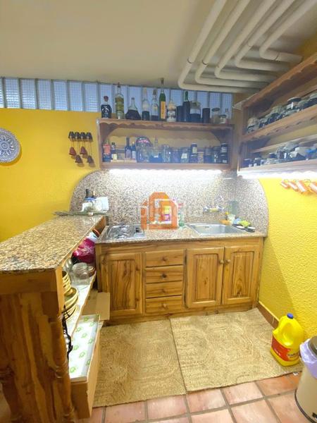 Foto 7d17352b-109e-479c-8daf-4827ce545012. Casa adossada amb calefacció aparcament piscina a Trobajo del camino