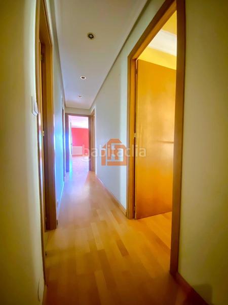 Foto 57aa0567-8341-4cbe-926a-344a594f7765. Apartament amb calefacció aparcament a Centro Ciudad León