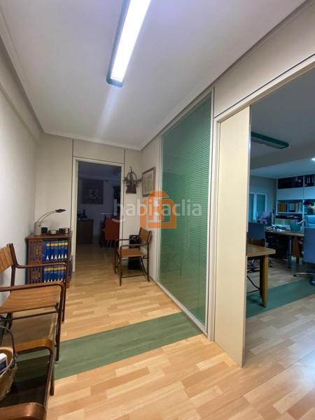 Foto ef7dfac7-6a0b-46b5-b48a-43d338ffe736. Office space with heating in Centro Ciudad León