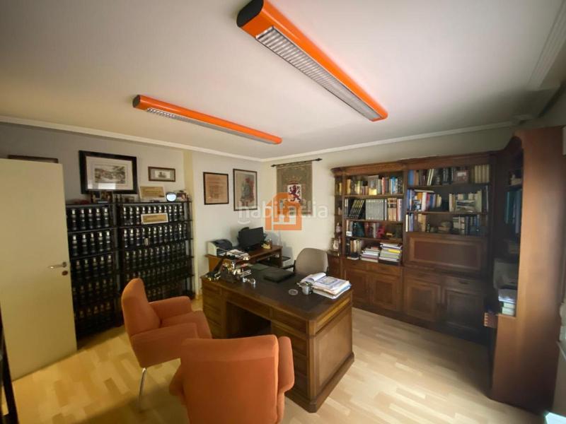 Foto a381bbd0-3bd5-4397-a9c5-67e499fee9d1. Miete büro mit heizung in Centro Ciudad León