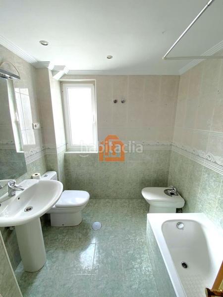 Foto bc59610e-561d-4663-9350-b2b3d3a75791. Flat with heating in Centro Ciudad León