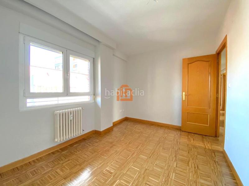 Foto cd4eeaf9-2808-4180-9805-e3fea8424cad. Flat with heating in Centro Ciudad León