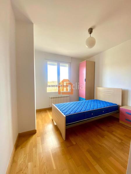 Foto d3df6447-44ad-4f1d-ac80-4345aa43e985. Location appartement avec chauffage parking dans El Soto León