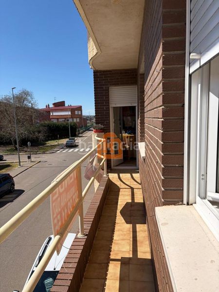 Foto 0b35b383-952c-42a5-b26c-526cb5740457. Casa amb calefacció aparcament a Villarejo de Órbigo