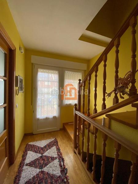 Foto dab866a3-b93f-47f0-80a8-d141aaf36885. Casa adossada amb calefacció aparcament piscina a Sariegos