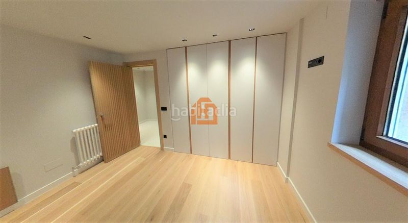 Foto fded944d-539b-4cae-824f-4b3c8a92a962. Pis amb calefacció aparcament a Centro Ciudad León