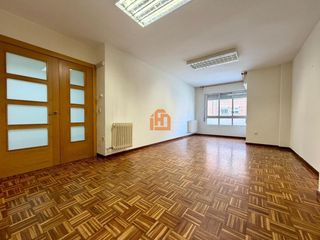 Flat  Párroco pablo díez