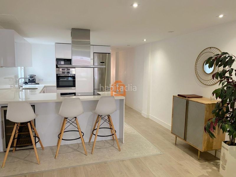 Foto 9db8cc02-a761-478c-ac9d-dc2870a3f170. Lloguer pis amb calefacció aparcament a Crucero León