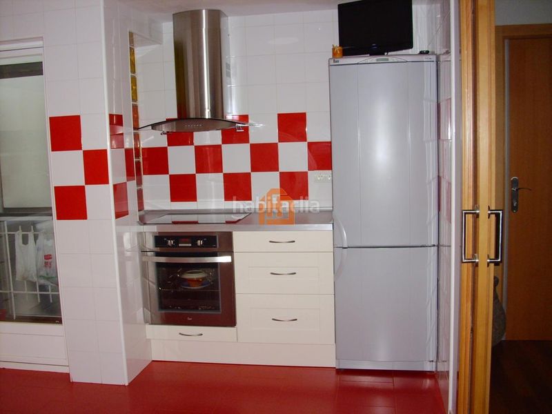 Foto d8d3147d-cb3c-4c03-8426-f972e9bb6c8b. Pis amb calefacció a San Mamés - La Palomera León