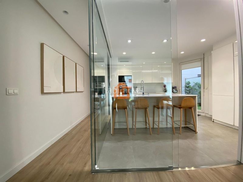 Foto b7d8a2ef-fd33-4b66-8d0b-f4b13418d38d. Piso en Centro Ciudad León