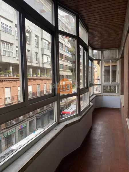 Foto cb7d19eb-846b-460c-8708-bd47be5aadc1. Pis amb calefacció a Centro Ciudad León