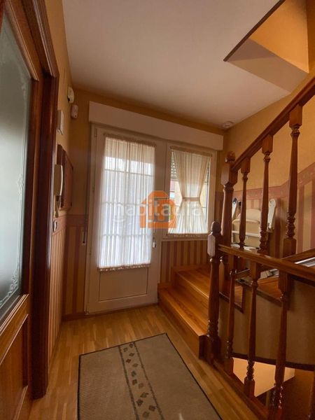 Foto 5cd09778-7ebe-43cd-a717-eeac4ce4850a. Casa adossada amb calefacció aparcament piscina a Sariegos