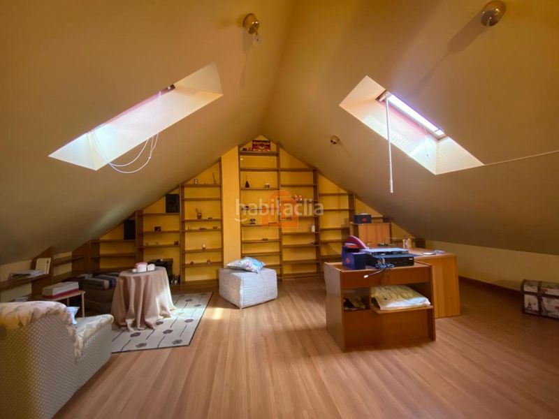 Foto 88c24518-c807-4d38-a7b4-e653dfa90777. Casa adossada amb calefacció aparcament piscina a Sariegos