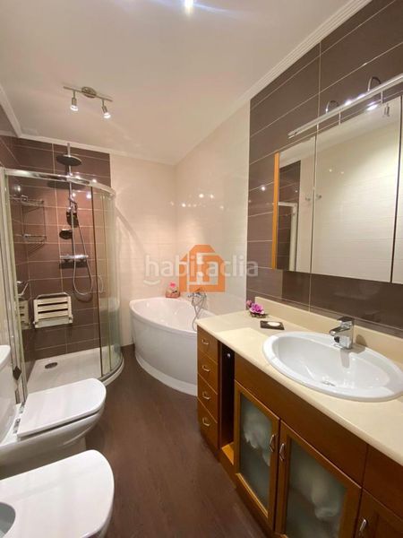 Foto abb0e1a0-4236-4f43-9d54-c37db2f6ccab. Casa adossada amb calefacció aparcament piscina a Sariegos