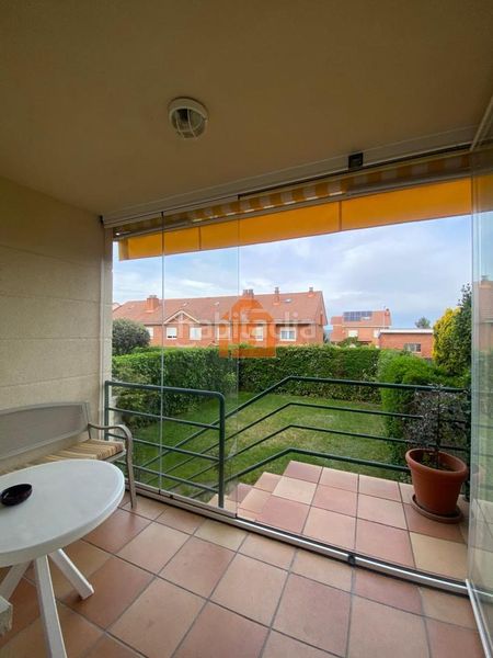 Foto b9cbae2e-0673-40f0-9813-ffa241f1457a. Casa adossada amb calefacció aparcament piscina a Sariegos