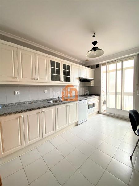 Foto 20671c25-01f4-4434-b852-a88bfd5353bf. Rent flat with heating parking in Centro Ciudad León