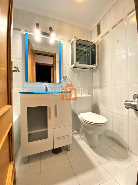 Foto 4399bf96-243a-4916-bc8d-3c56f846a858. Rent flat with heating parking in Centro Ciudad León