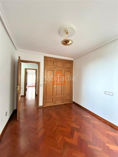 Foto 73c8c115-d13b-480f-9493-d4fb3e3630bf. Rent flat with heating parking in Centro Ciudad León