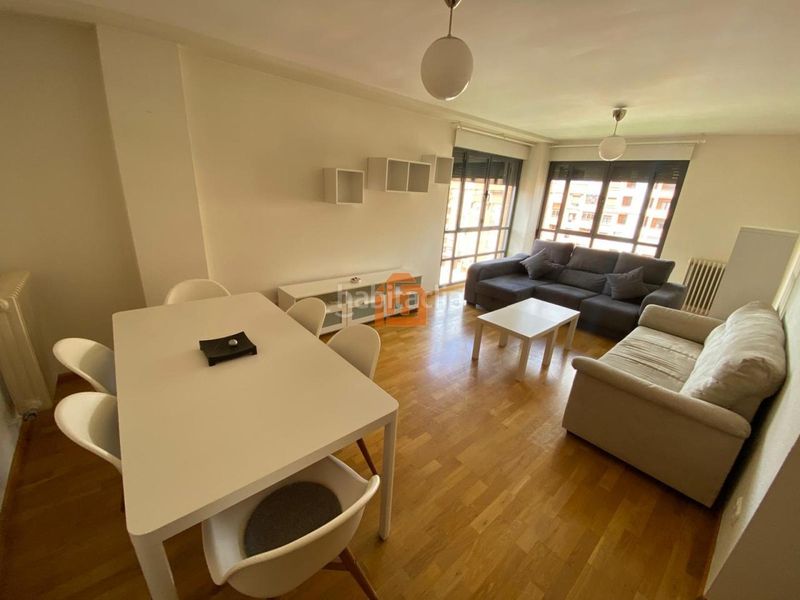 Foto b32df64c-74c9-4259-acee-b3a7ab4bc9be. Rent flat with heating parking in Las Eras de Renueva León