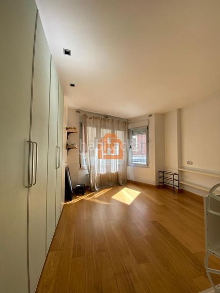 Foto 44b3329e-d633-49f9-9b84-038baeac1110. Apartament amb calefacció aparcament a Centro Ciudad León