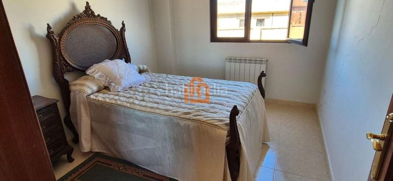 Foto b00d07f4-96f6-4b0c-a28f-2a548b8878f3. Apartament amb calefacció aparcament a Gordoncillo
