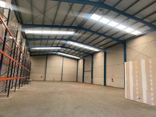 Location Bâtiment à usage industriel  Calle poligono de onzonilla b2 24231 onzonilla. Local en calle poligono de onzonilla b2 24231 onzonilla onzonill
