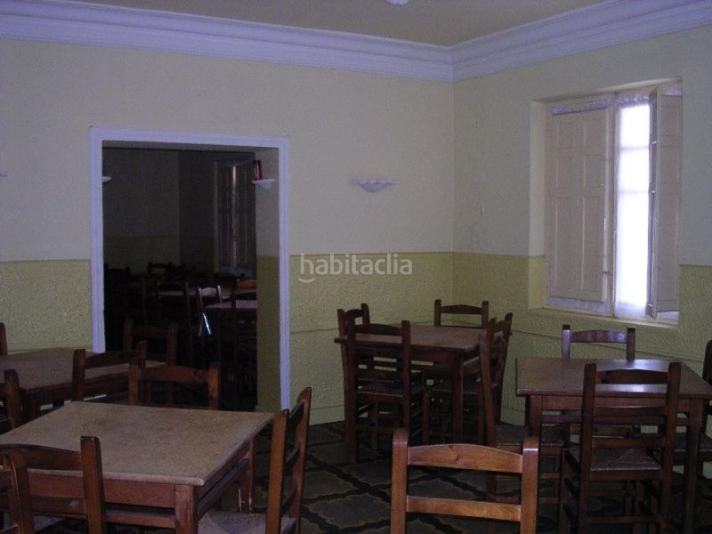Foto 5c742350-3489-49f6-9782-d180489c29ef. Casa amb calefacció aparcament a Pola de Gordón (La)