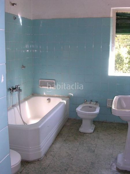 Foto e05e8416-0f7c-4c4f-959c-c365427c2809. Casa amb calefacció aparcament a Pola de Gordón (La)
