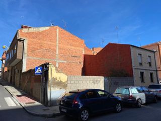 Terreno residenziale in Calle Benito Arias Montano