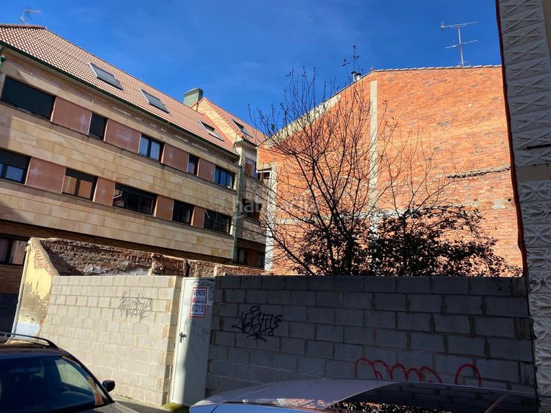 Foto db111d8e-5b3a-4ad0-9b92-ec628a00cf31. Terreny residencial a San Esteban León