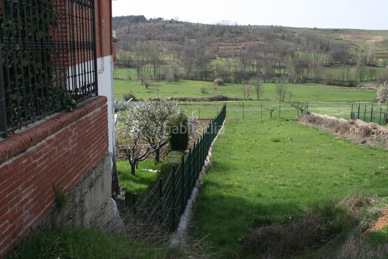 Foto 51d30d5b-276a-4a4e-82fe-ec08e891d1b6. Terreny residencial a Robla (La)
