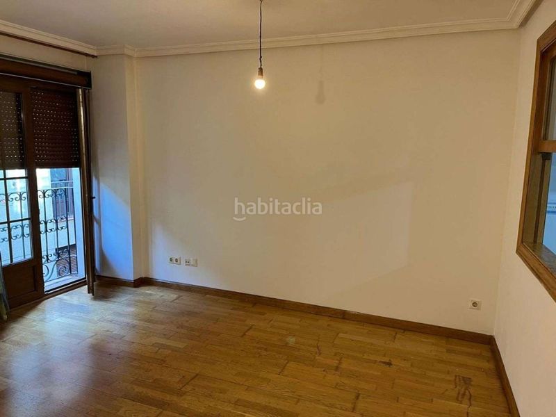Foto 4481c2a6-ca6a-4ab0-a84d-0114bcac5c6a. Apartament amb calefacció a Casco Antiguo León