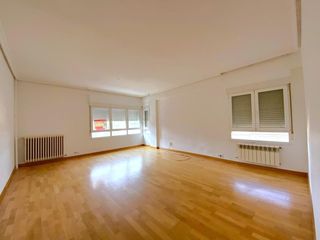 Apartament  Calle padre isla. Piso en la avda padre isla