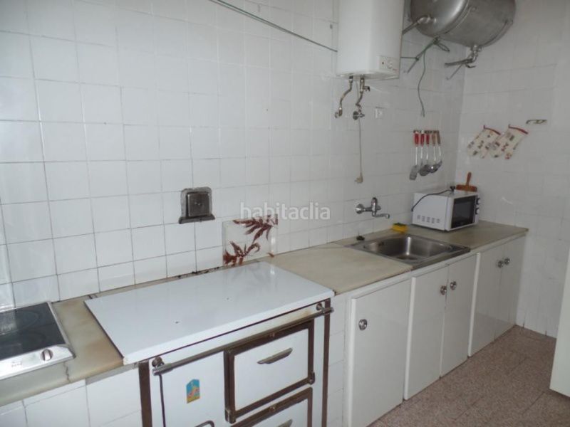 Foto 04e0c224-2360-4a24-b9a2-232ffe478b20. Apartment with heating in Pola de Gordón (La)