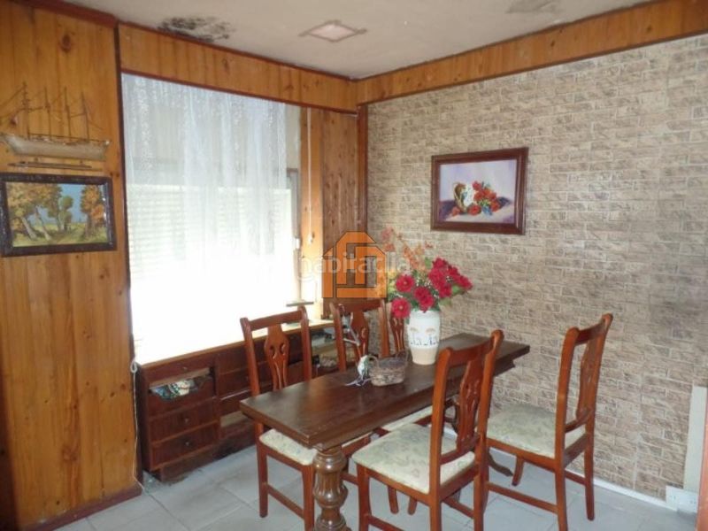 Foto 86c74c39-e567-4876-9129-b5a25d97b460. Casa amb calefacció aparcament a Mansilla de las Mulas