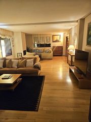 Xalet  Carretera santander. Casa en carretera santander, 168 villarrodrigo de las regueras