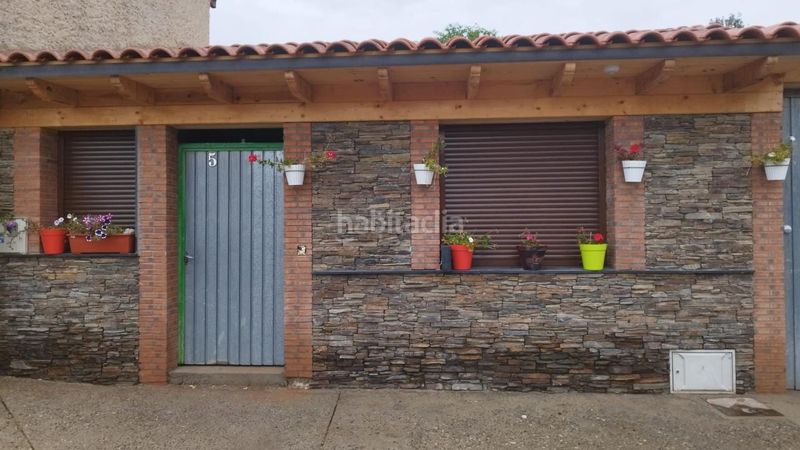 Foto cad3e0e6-52e9-4966-9dce-c8b705a4ec82. Casa amb calefacció a Vegaquemada